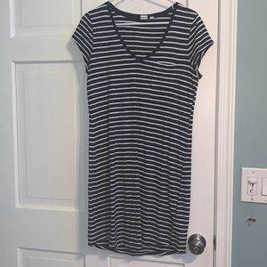 t-shirt dress